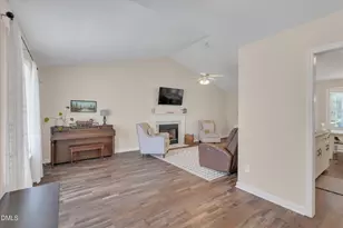 106 Brandon Dr, Clayton, NC 27520 - Photo 5