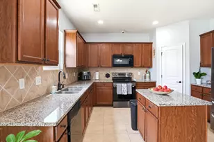 8128 Hovingham Way, Raleigh, NC 27616 - Photo 7