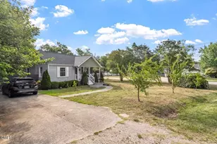 702 Colleton Rd, Raleigh, NC 27610 - Photo 3