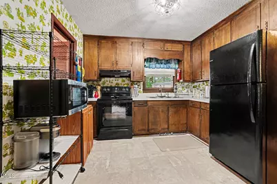 7676 Nc Hwy 222, Kenly, NC 27542 - Photo 11