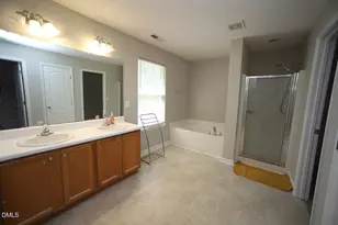2718 Summer Stream Dr, Raleigh, NC 27610 - Photo 13