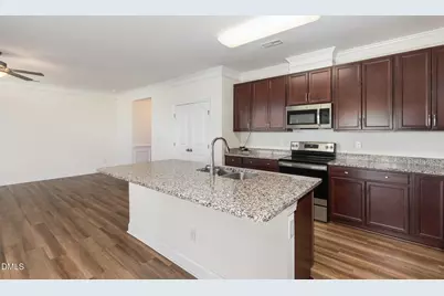 81 Combine Trail, Benson, NC 27504 - Photo 7