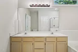 316 Trafalgar Ln, Cary, NC 27513 - Photo 11