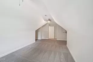 316 Trafalgar Ln, Cary, NC 27513 - Photo 17