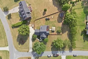 101 Caledonia Ln, Clayton, NC 27520 - Photo 7