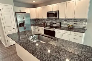 105 Hunter Pl, Carrboro, NC 27510 - Photo 5