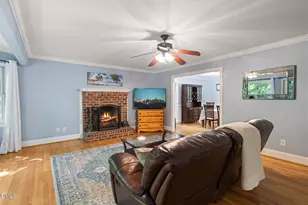 5016 Elkwood Ct, Raleigh, NC 27613 - Photo 9