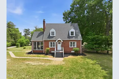 227 W Corbin Street, Hillsborough, NC 27278 - Photo 1