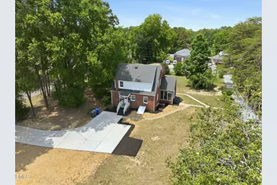 227 W Corbin Street, Hillsborough, NC 27278 - Photo 9