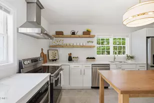 227 W Corbin St, Hillsborough, NC 27278 - Photo 5