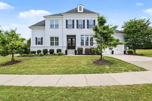 405 Whispering Hills Ct, Cary, NC 27519 - Photo 5