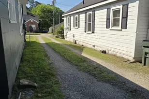124 Sycamore St, Oxford, NC 27565 - Photo 17