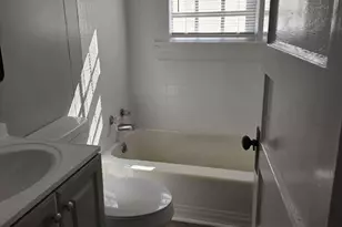 124 Sycamore St, Oxford, NC 27565 - Photo 11