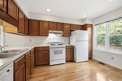 5932 Carmel Lane, Raleigh, NC 27609 - Photo 9