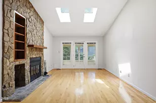 5932 Carmel Ln, Raleigh, NC 27609 - Photo 15