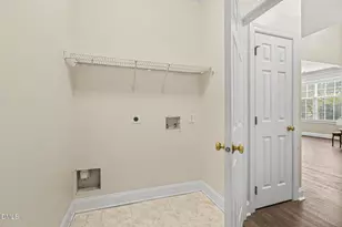 10142 Mizner Ln, Raleigh, NC 27617 - Photo 19