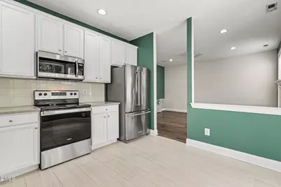 10142 Mizner Lane, Raleigh, NC 27617 - Photo 13