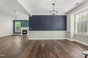 10142 Mizner Ln, Raleigh, NC 27617 - Photo 7