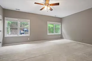 629 Brookview Dr, Chapel Hill, NC 27514 - Photo 15