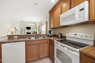 1905 Bartlett Circle, Hillsborough, NC 27278 - Photo 11