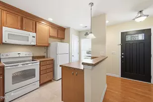 1905 Bartlett Circle, Hillsborough, NC 27278 - Photo 9