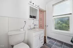 845 S Williams St, Henderson, NC 27536 - Photo 27
