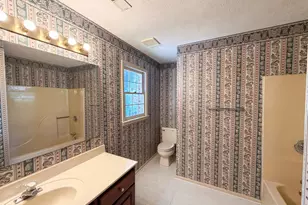 345 Courtyard Ln, Fayetteville, NC 28303 - Photo 13