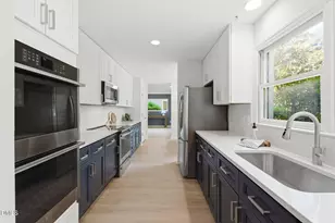 100 Riverbirch Point, Carrboro, NC 27510 - Photo 5