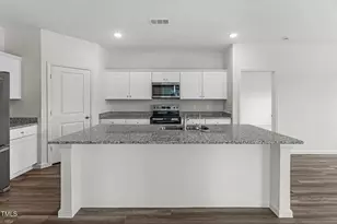126 S Waterstone Ln, Clayton, NC 27520 - Photo 3