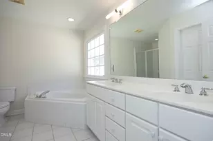 605 Carpenter Town Ln, Cary, NC 27519 - Photo 25