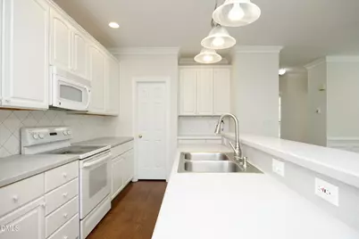 605 Carpenter Town Lane, Cary, NC 27519 - Photo 15