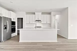 6104 Ivy Brk Trl, Wendell, NC 27591 - Photo 11
