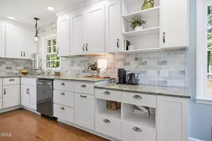 915 Union St, Cary, NC 27511 - Photo 3