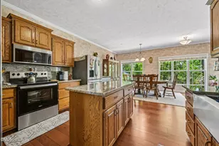 860 Dalmore Dr, Fayetteville, NC 28311 - Photo 17