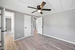 320 E Earp St, Holly Springs, NC 27540 - Photo 21