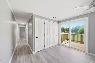 320 E Earp St, Holly Springs, NC 27540 - Photo 9