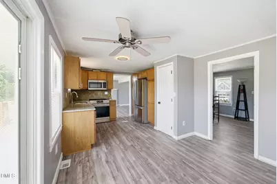 320 E Earp Street, Holly Springs, NC 27540 - Photo 7