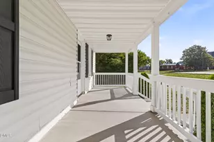 302 S McKay Ave, Dunn, NC 28334 - Photo 7