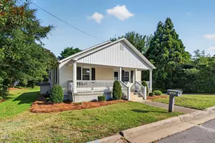 302 S McKay Ave, Dunn, NC 28334 - Photo 9