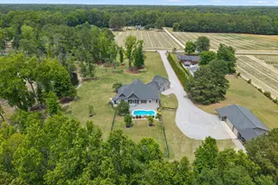 2335 Twin Acres Rd, Clayton, NC 27520 - Photo 3
