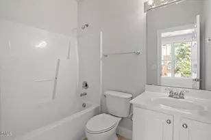 252 Ashton Hall Ln, Raleigh, NC 27609 - Photo 31