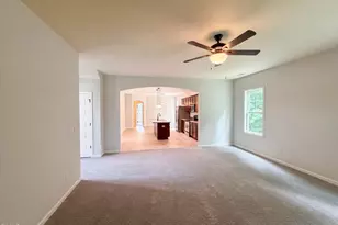 109 Mosby Ln, Spring Lake, NC 28390 - Photo 3