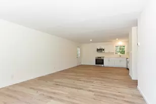 939 Cheves Rd, Zebulon, NC 27597 - Photo 9