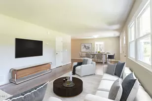 204 W Johnson St, Cary, NC 27513 - Photo 5