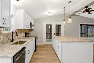 950 Cedar Cove Rd, Henderson, NC 27537 - Photo 21