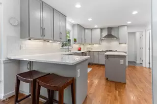 8116 Brookwood Ct, Raleigh, NC 27613 - Photo 15
