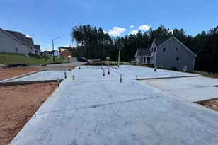 192 W Victoria Rdg Dr, Selma, NC 27576 - Photo 3