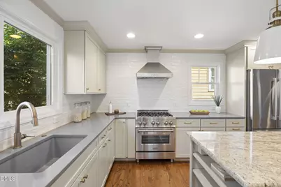 27 Summit Avenue, Raleigh, NC 27603 - Photo 7