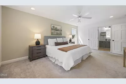27 Summit Avenue, Raleigh, NC 27603 - Photo 17