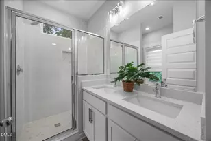 1917B Essex Rd, Durham, NC 27704 - Photo 15